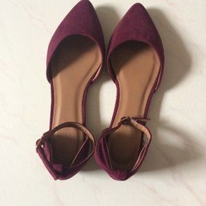 NWT Mauve Pointed Toe Ankle Strap Flats